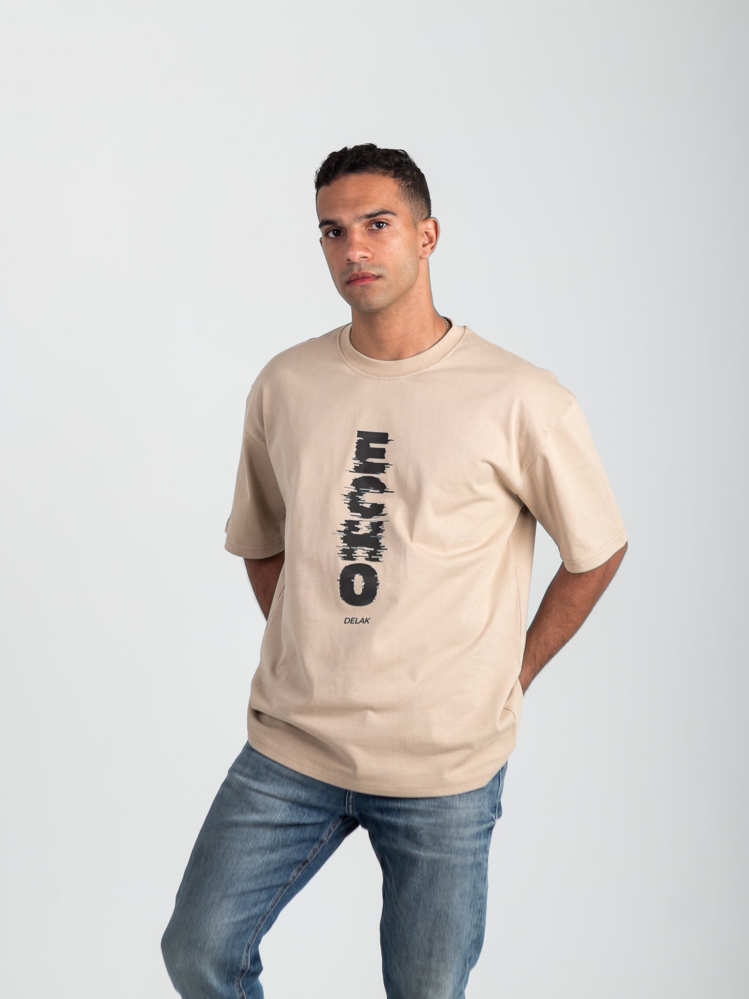 Delak “Echo” Oversized Tee